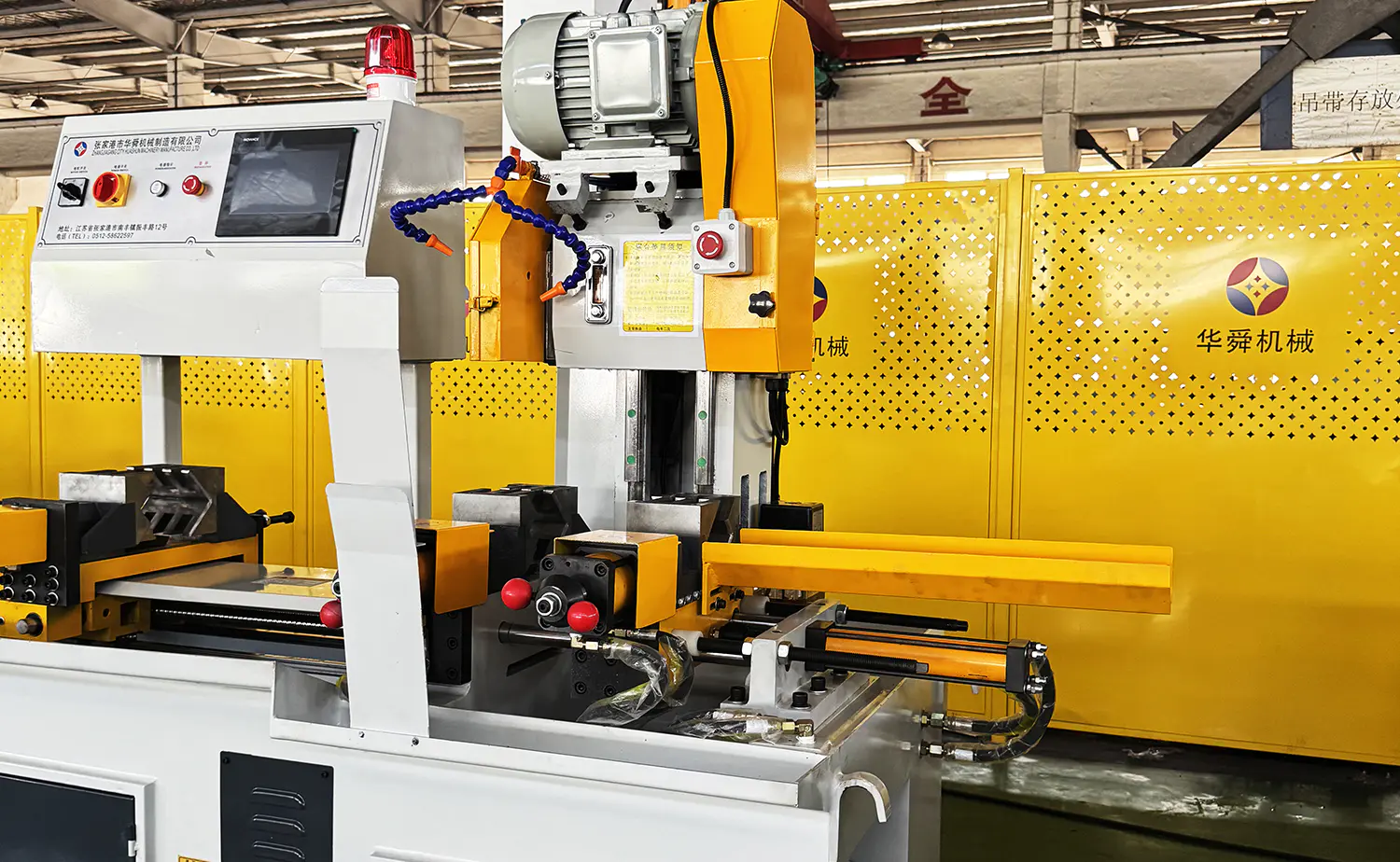 CNC-sarjan täysin automaattinen servosyöttöputken leikkauskone
