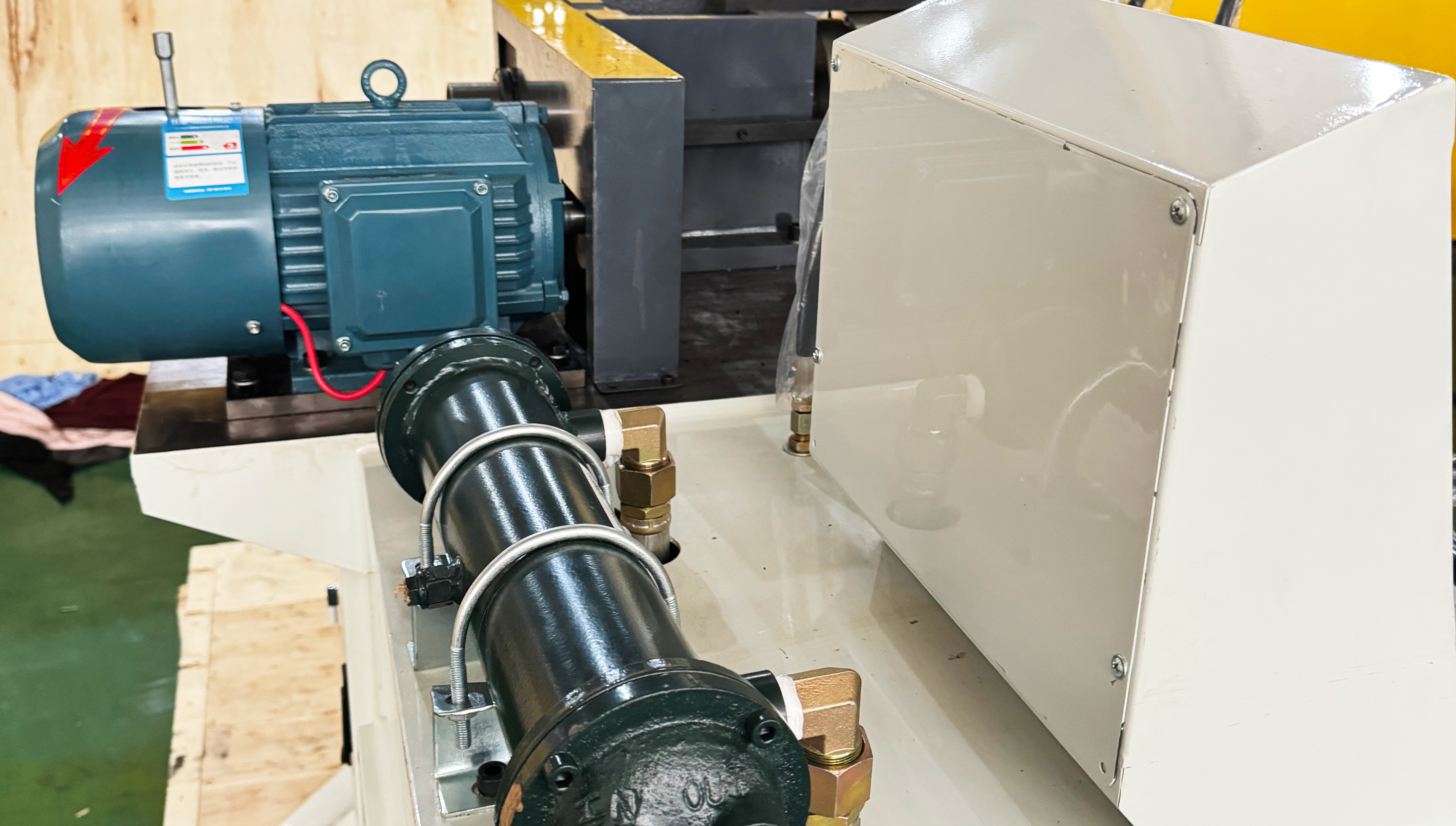 TM-S-40/60/80 erittäin tehokas automaattinen putkensulkukone