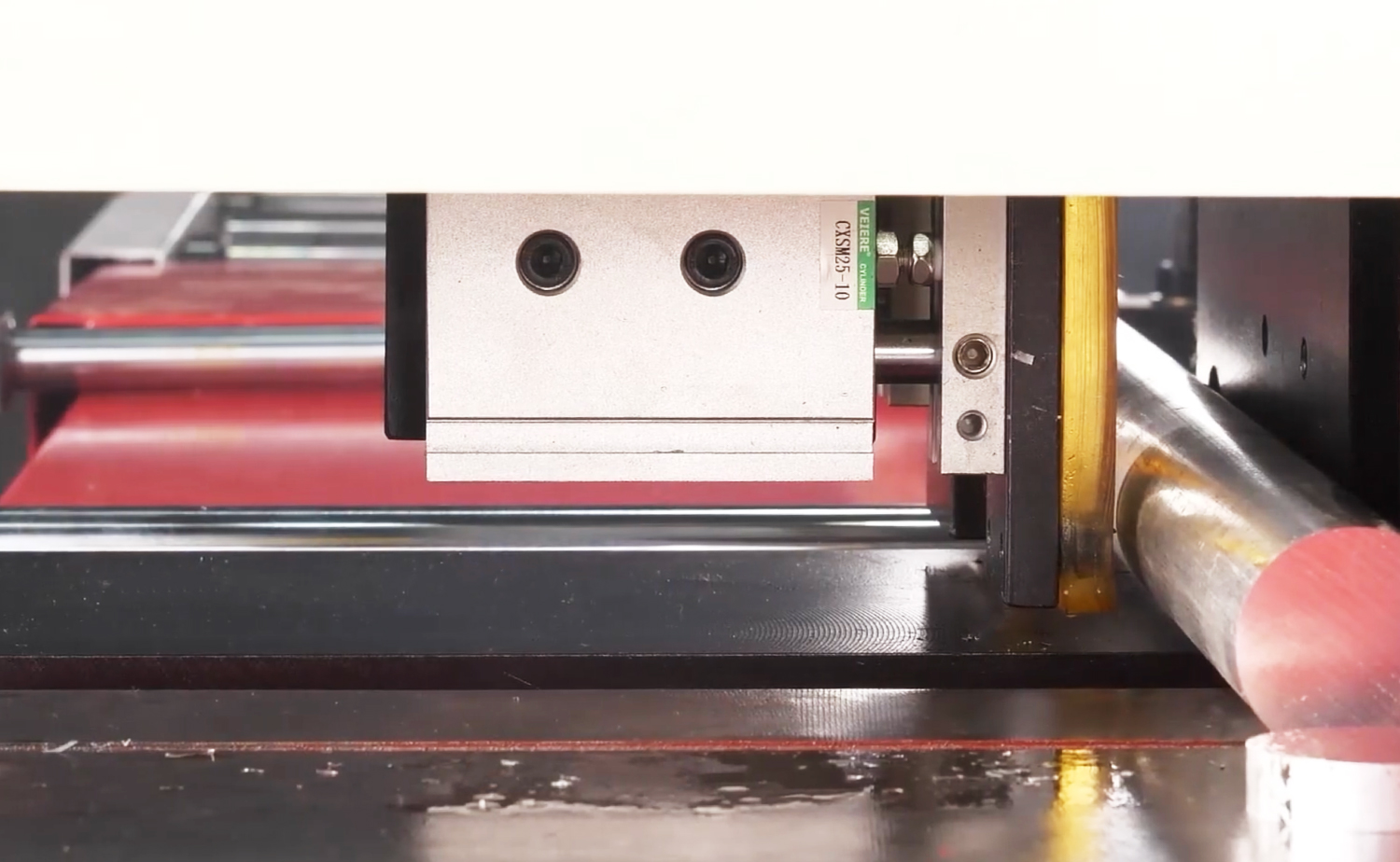 CNC455-sarjan täysin automaattinen alumiinin ja kuparin leikkauskone CNC455-sarjan täysin automaattinen alumiinin ja kuparin leikkauskone